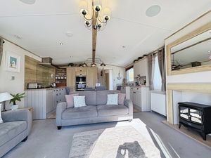 Photo 26- click for photo gallery